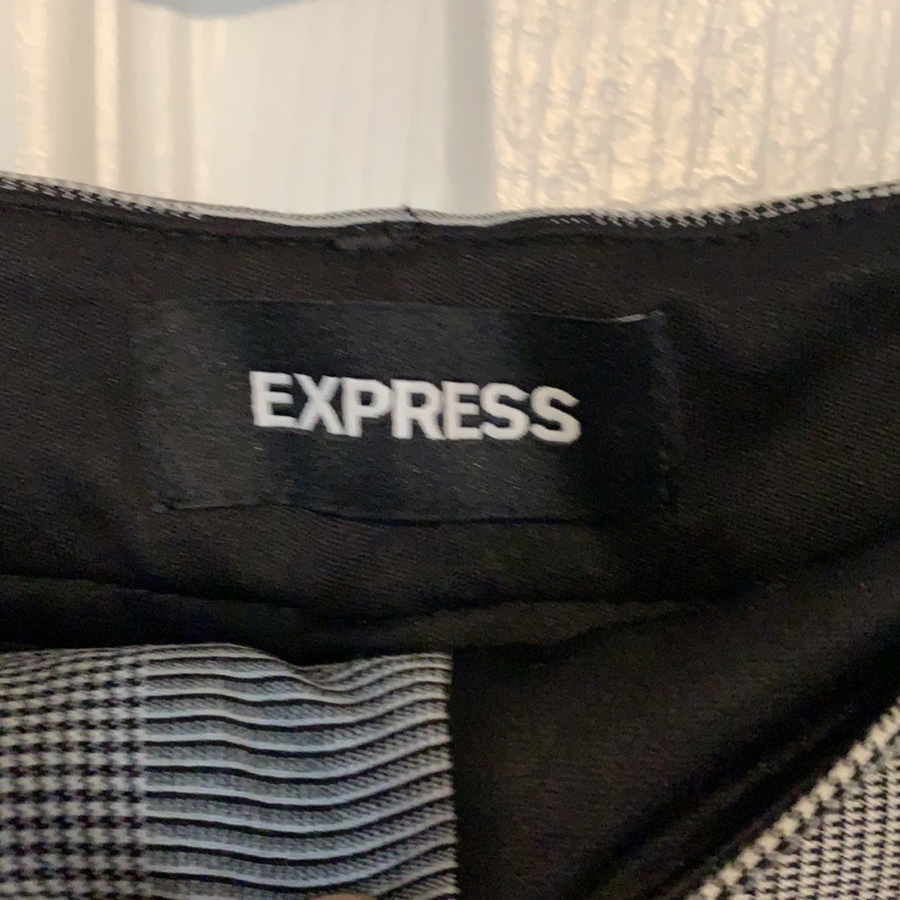 Pants - Picture 3 of 4